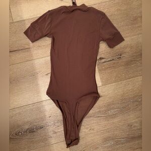 SKIMS - XXS with Stretch - NWT - Mesh - Brown  Bodysuit.  Super Cute